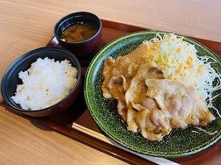 三河みりんの豚生姜焼定食