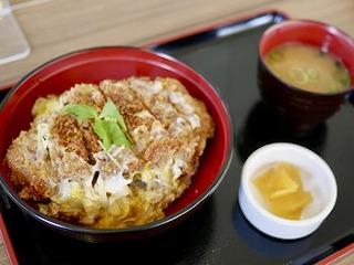 ヤマトポークカツ丼